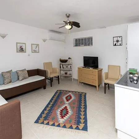 Amazing Triplex With Fantastic Sea View In